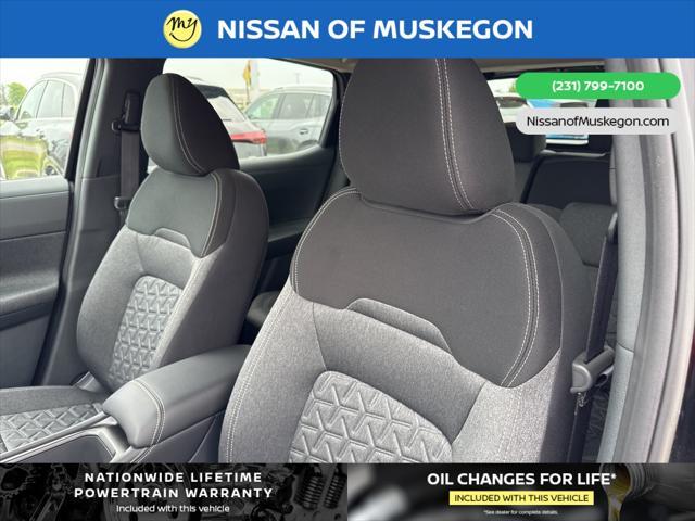 new 2025 Nissan Kicks car, priced at $27,180