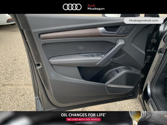 new 2024 Audi Q5 e car