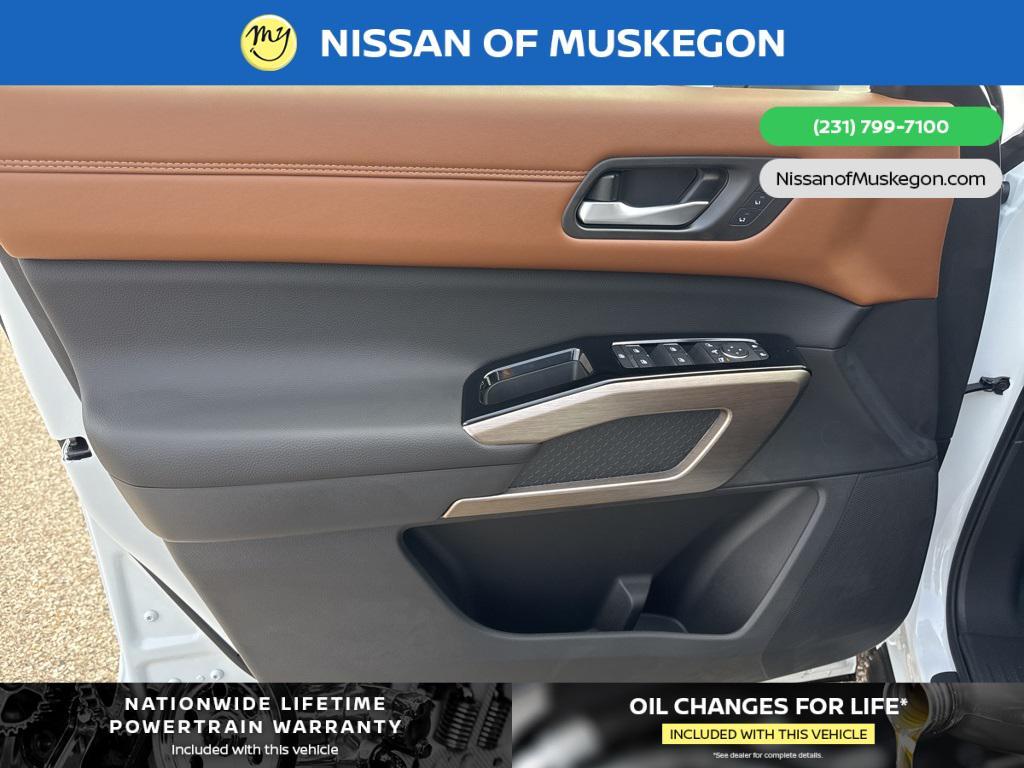 new 2025 Nissan Pathfinder car, priced at $54,485