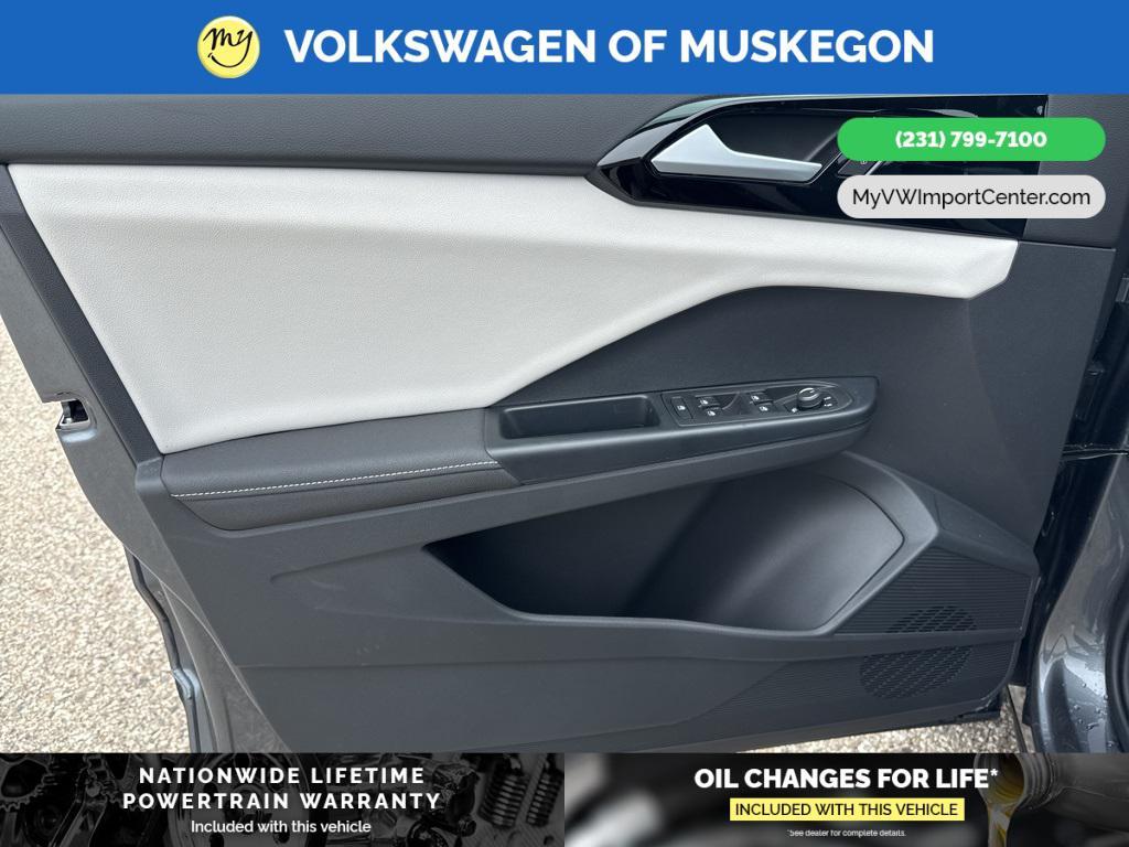 new 2025 Volkswagen Taos car, priced at $28,821