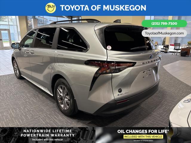 new 2025 Toyota Sienna car, priced at $45,095