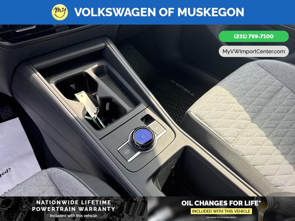 new 2025 Volkswagen Tiguan car, priced at $32,682