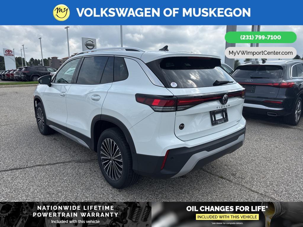 new 2025 Volkswagen Tiguan car, priced at $32,682