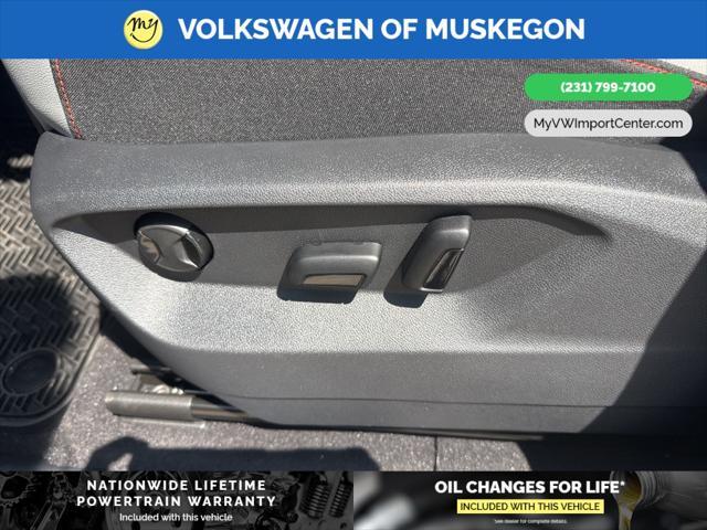 new 2025 Volkswagen Atlas car, priced at $47,951