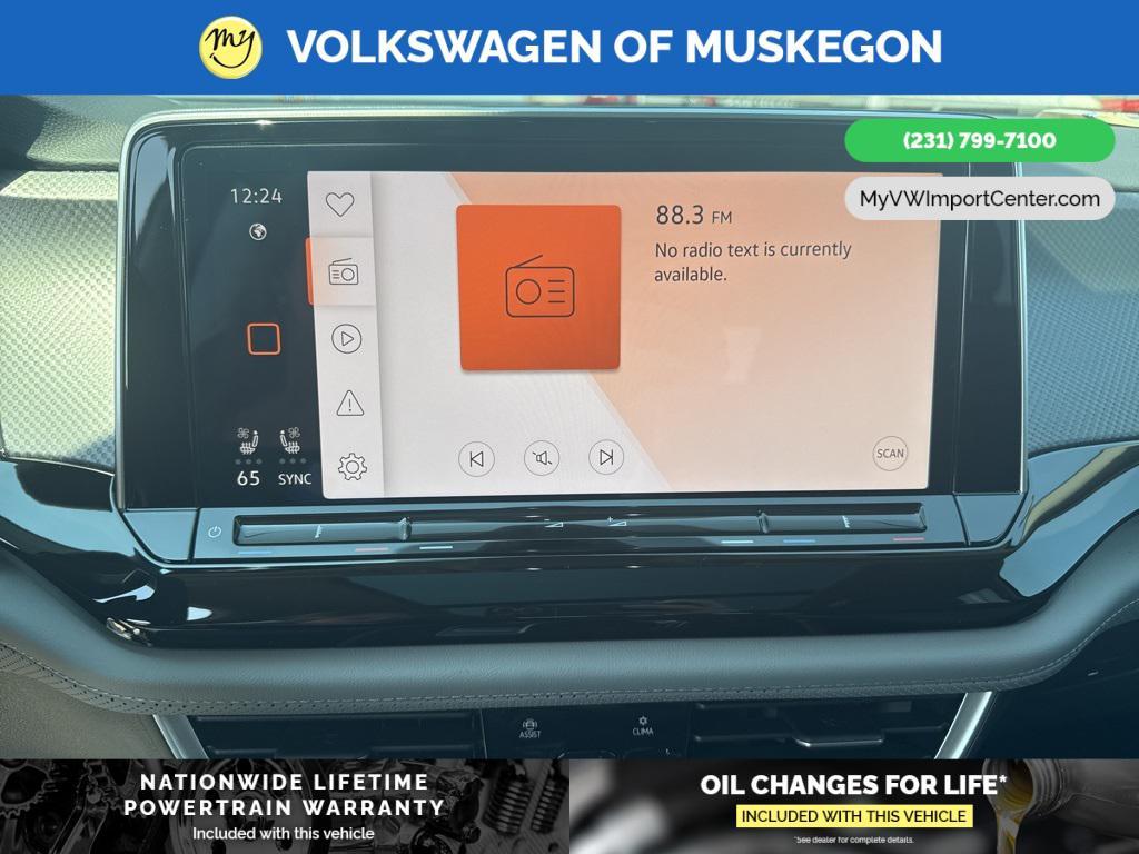 new 2025 Volkswagen Atlas car, priced at $45,451