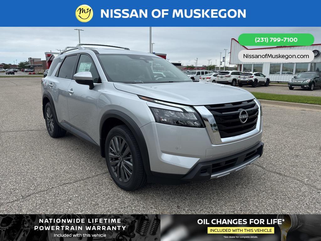 new 2025 Nissan Pathfinder car, priced at $49,925