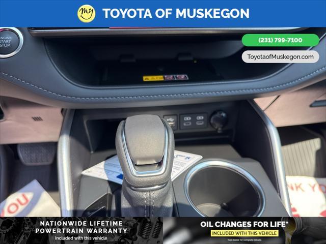 new 2025 Toyota Highlander car, priced at $48,572