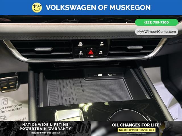 new 2025 Volkswagen Atlas car, priced at $46,854
