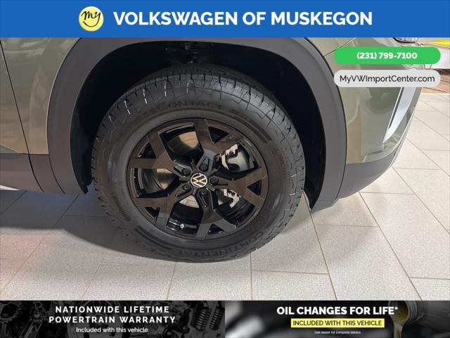 new 2025 Volkswagen Atlas car, priced at $46,854