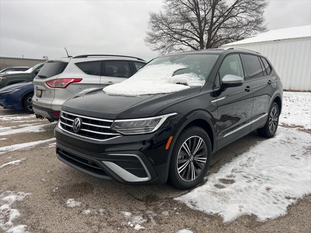 new 2024 Volkswagen Tiguan car, priced at $33,551