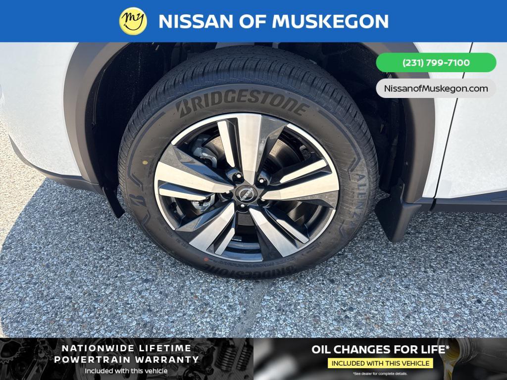 new 2025 Nissan Rogue car, priced at $43,929