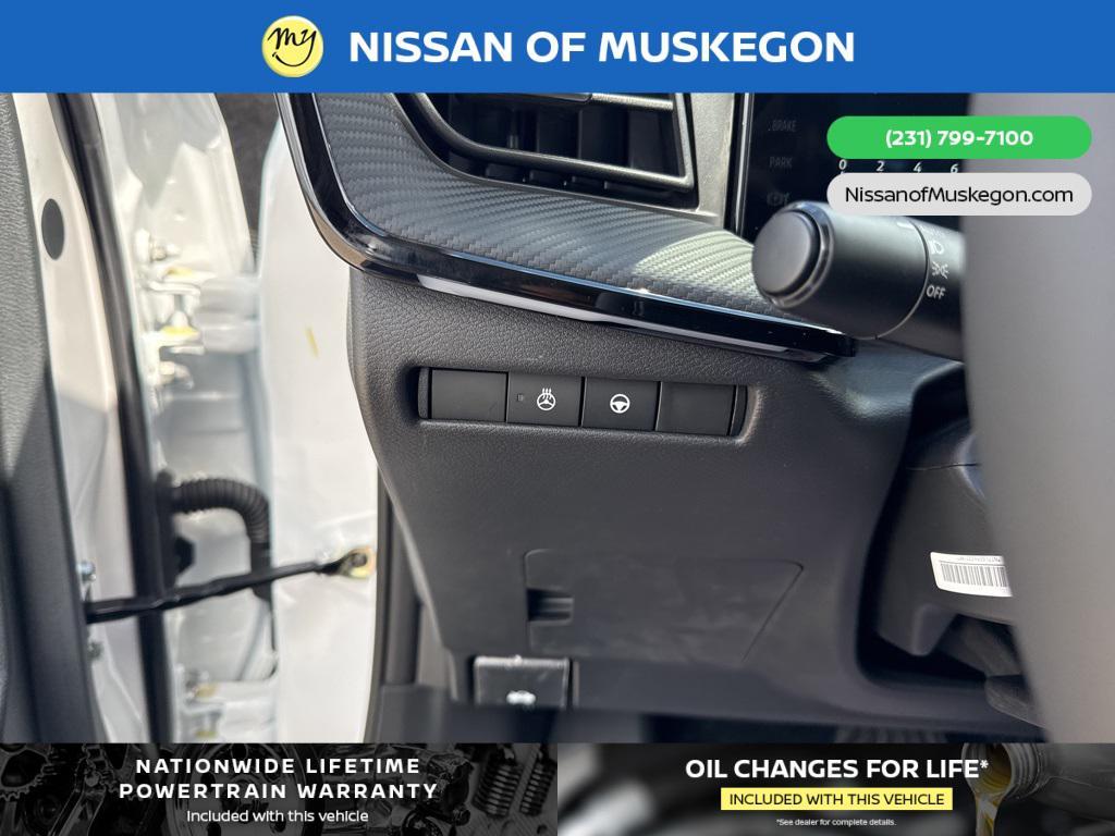new 2025 Nissan Kicks car, priced at $32,635