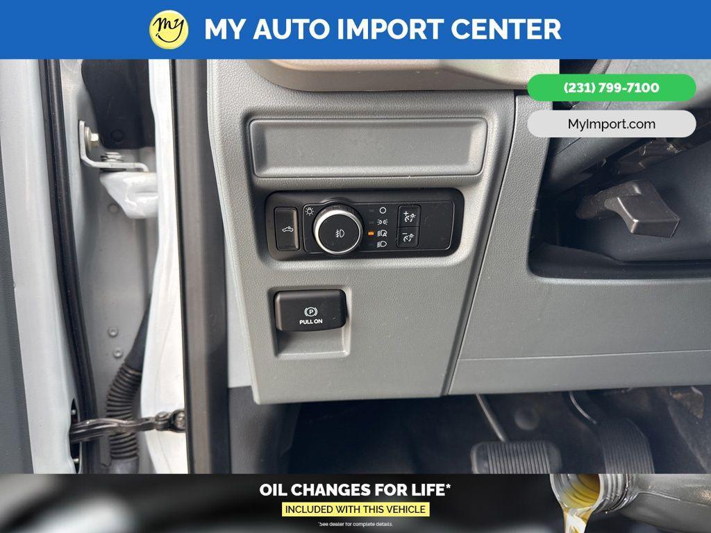 used 2021 Ford F-150 car, priced at $32,826