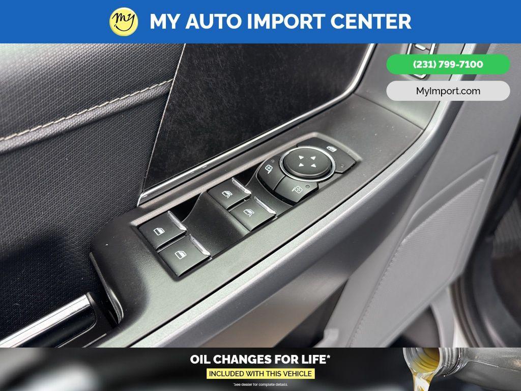 used 2021 Ford F-150 car, priced at $32,826