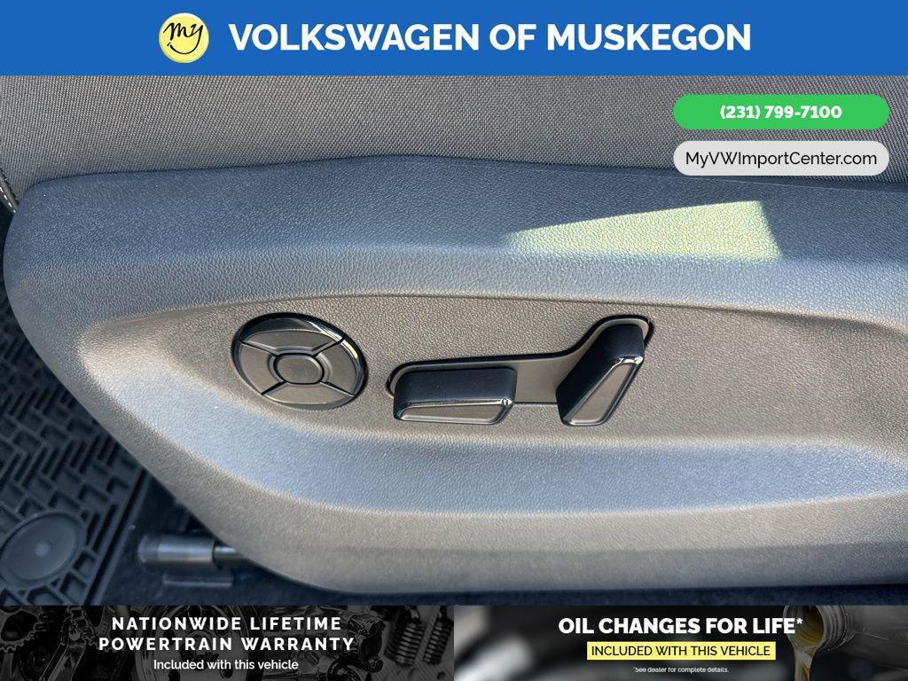 new 2025 Volkswagen Tiguan car, priced at $34,895