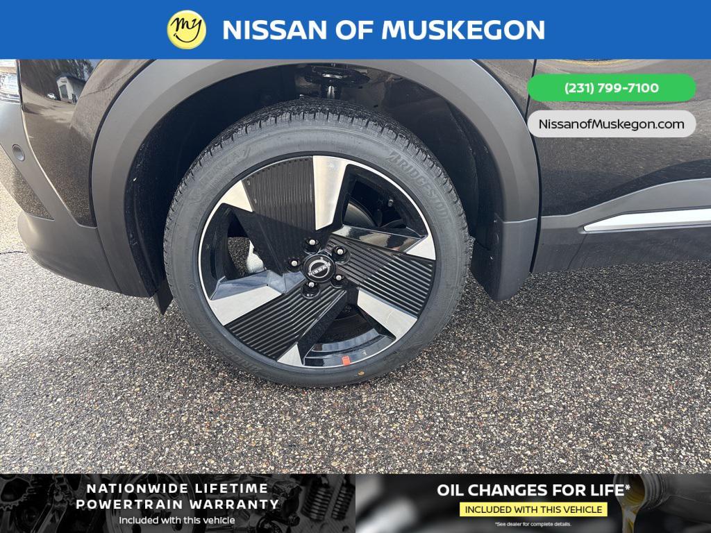 new 2025 Nissan Kicks car, priced at $29,530