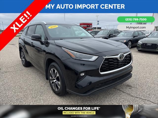 used 2022 Toyota Highlander car, priced at $32,781