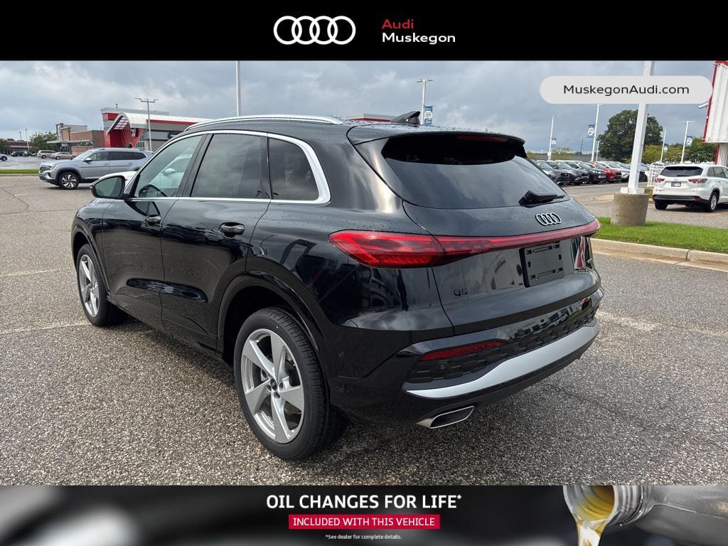 new 2025 Audi Q5 car, priced at $61,390