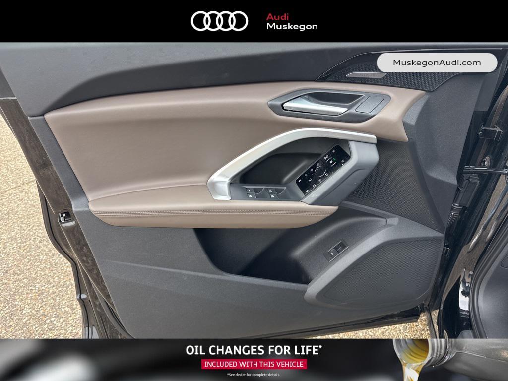 new 2025 Audi Q5 car, priced at $61,390