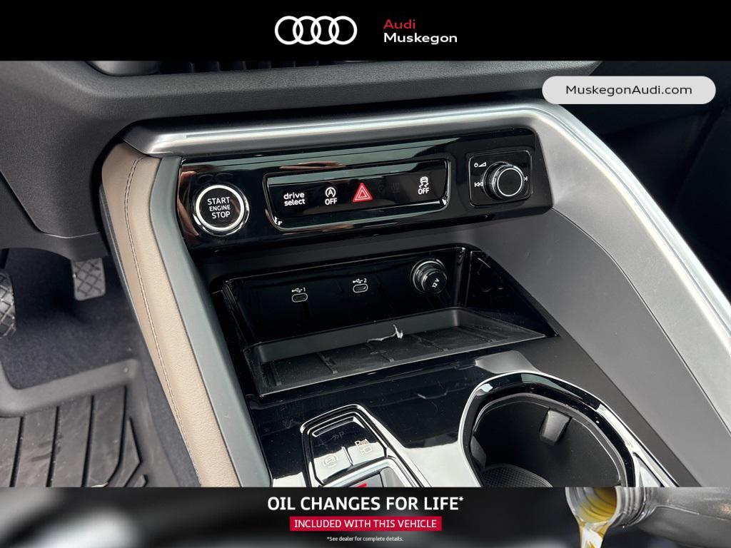 new 2025 Audi Q5 car, priced at $61,390