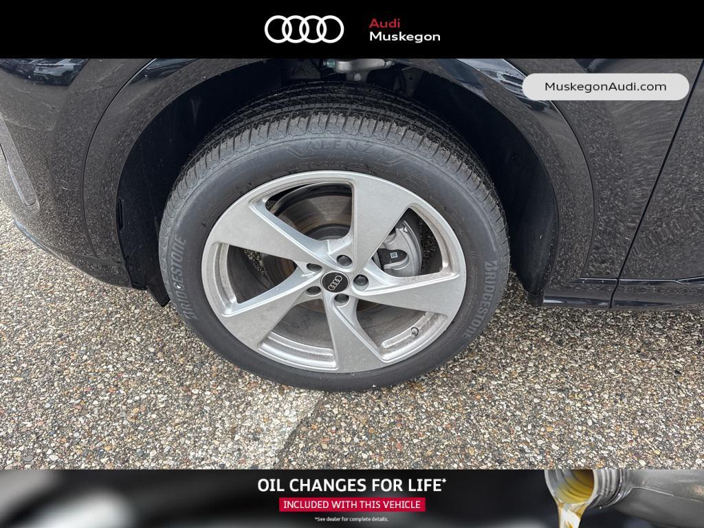 new 2025 Audi Q5 car, priced at $61,390