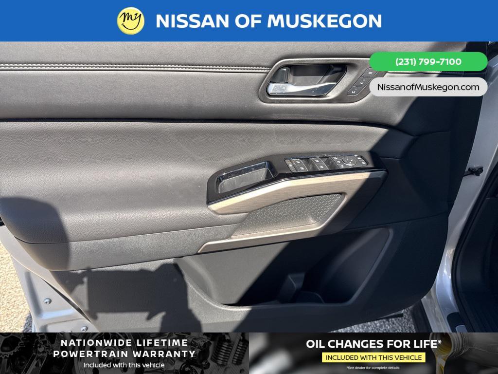 new 2025 Nissan Pathfinder car, priced at $53,415