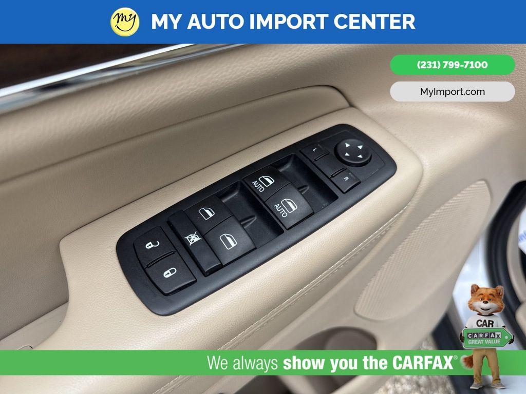 used 2015 Jeep Grand Cherokee car, priced at $14,484