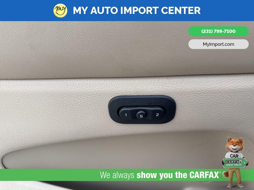 used 2015 Jeep Grand Cherokee car, priced at $14,484