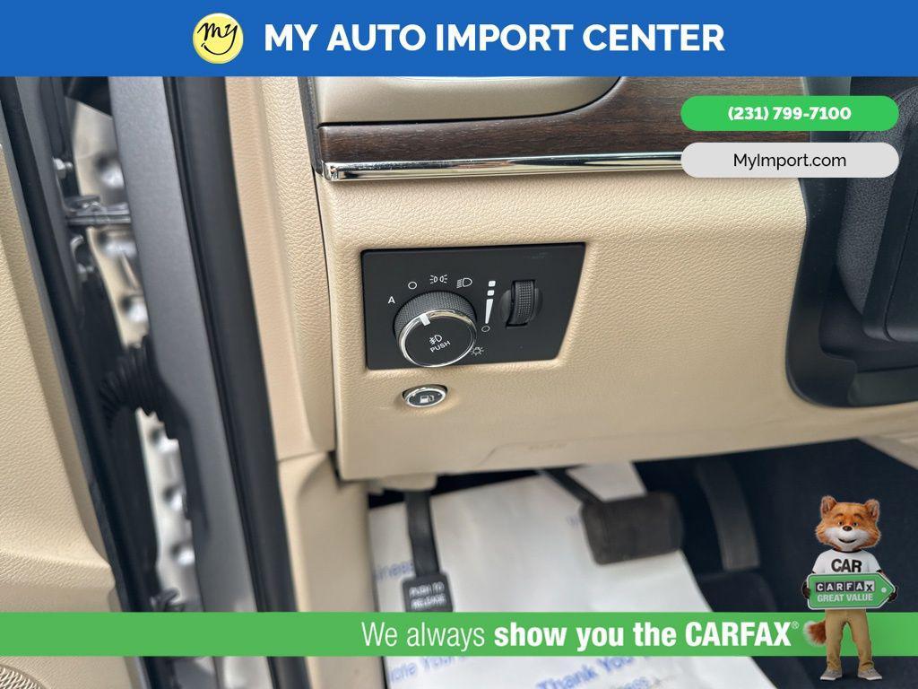 used 2015 Jeep Grand Cherokee car, priced at $14,484