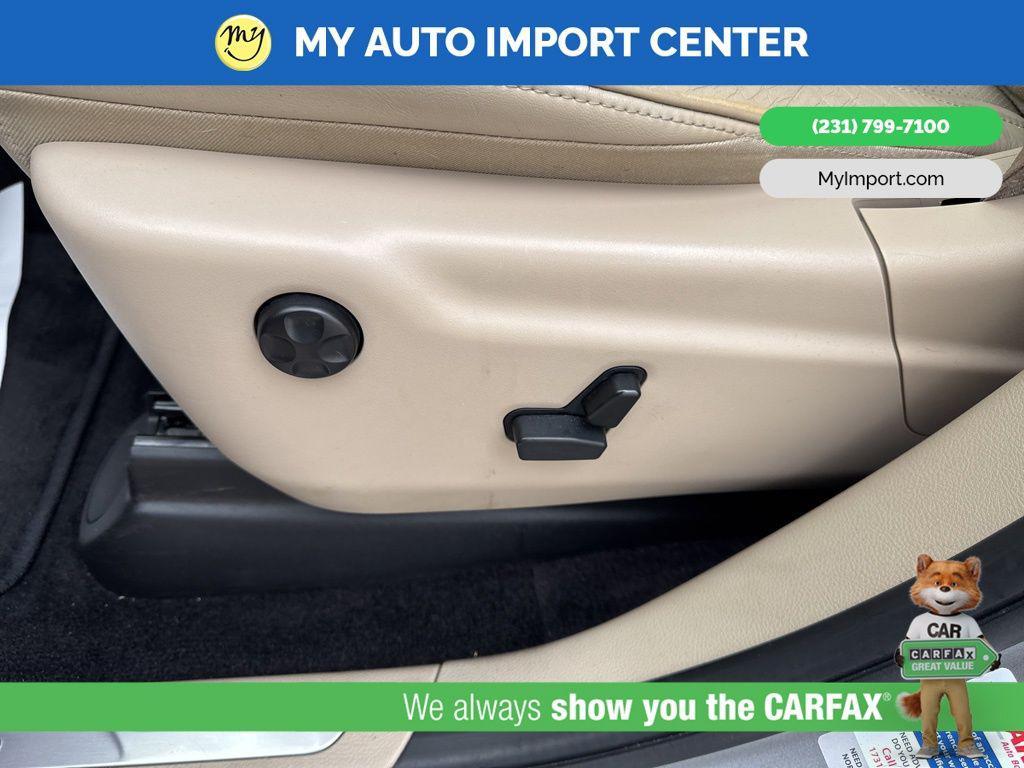 used 2015 Jeep Grand Cherokee car, priced at $14,484