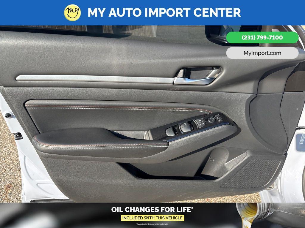 used 2023 Nissan Altima car, priced at $24,680