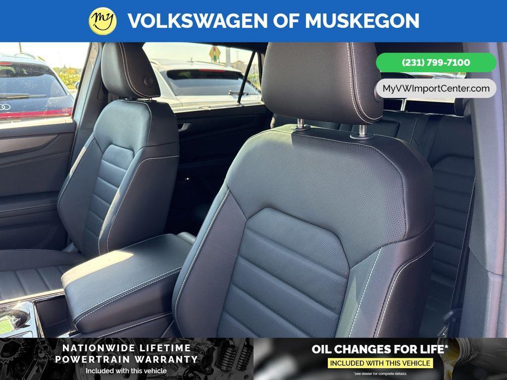 new 2026 Volkswagen Atlas Cross Sport car, priced at $53,337