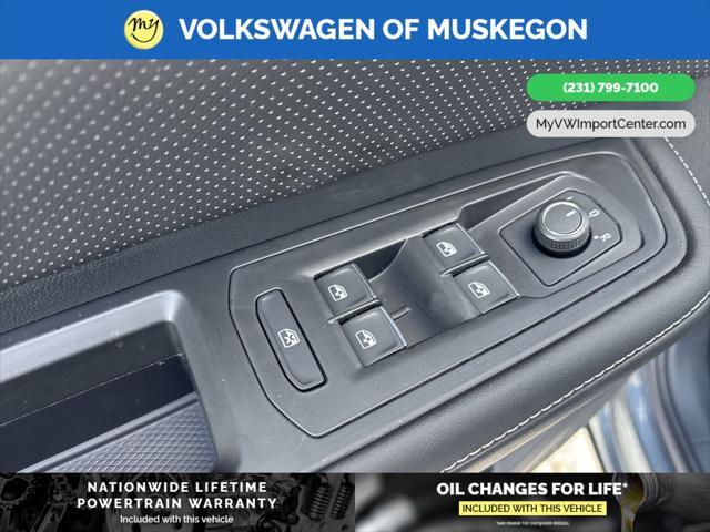 new 2025 Volkswagen Atlas car, priced at $44,422