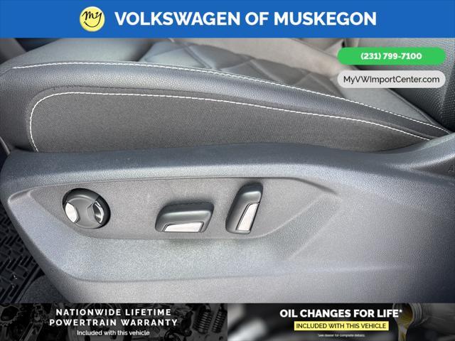 new 2025 Volkswagen Atlas car, priced at $44,422