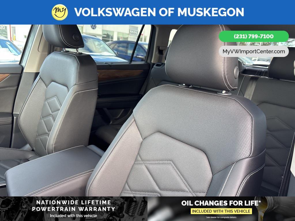 new 2025 Volkswagen Atlas car, priced at $44,922