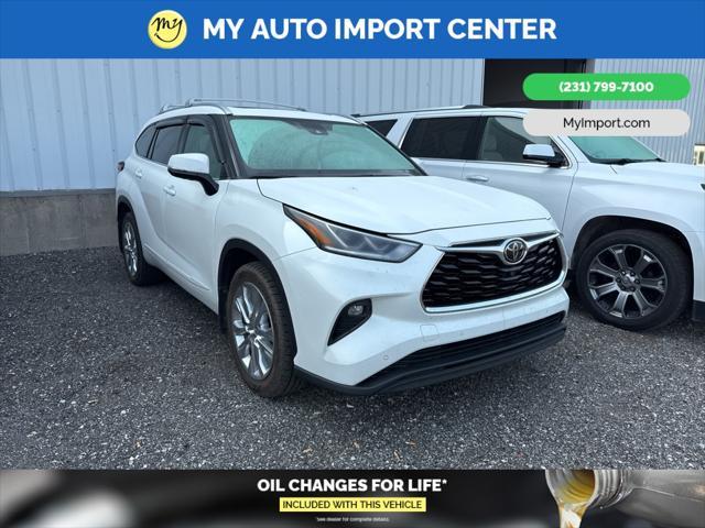 used 2020 Toyota Highlander car, priced at $32,981