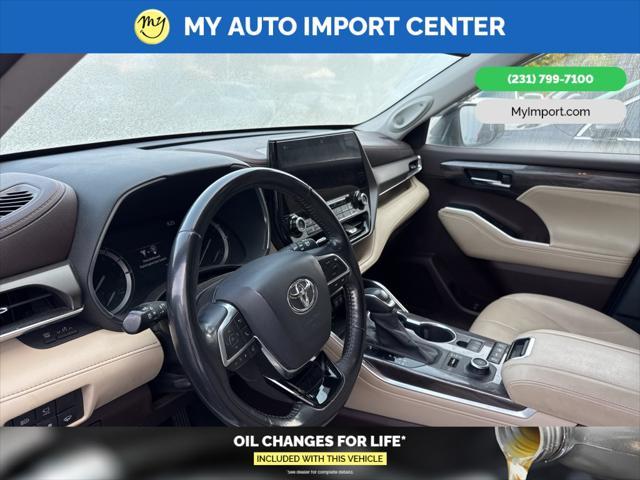 used 2020 Toyota Highlander car, priced at $32,981