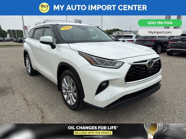 used 2020 Toyota Highlander car, priced at $32,981