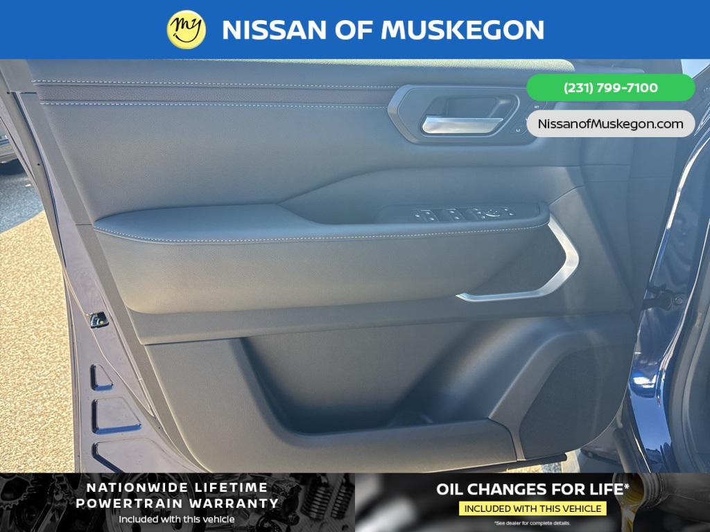 new 2025 Nissan Armada car, priced at $77,570