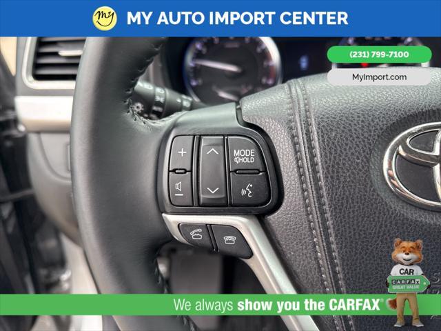 used 2014 Toyota Highlander car, priced at $14,052