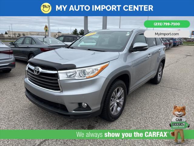 used 2014 Toyota Highlander car, priced at $14,052