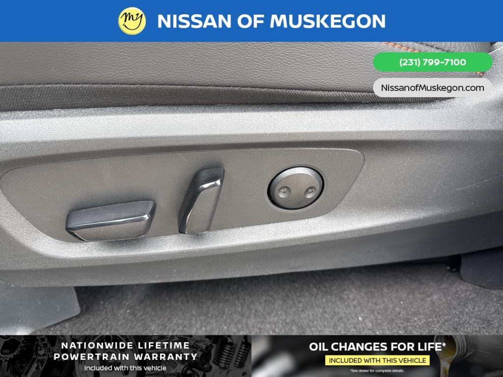 new 2025 Nissan Pathfinder car, priced at $45,732