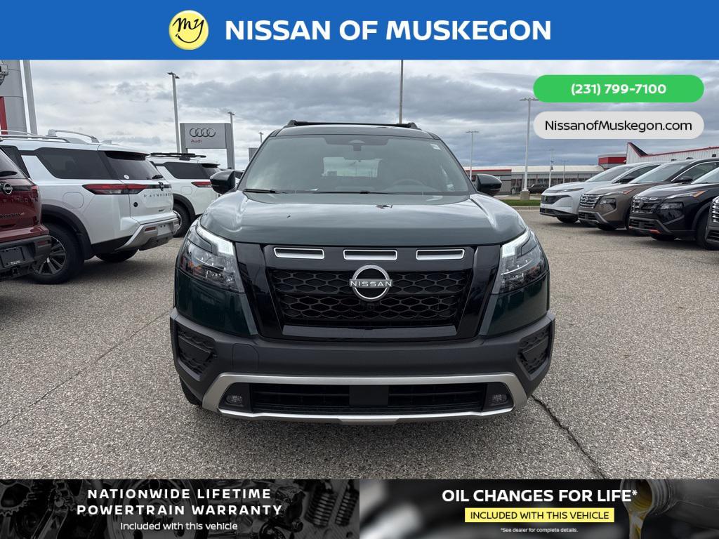 new 2025 Nissan Pathfinder car, priced at $45,732