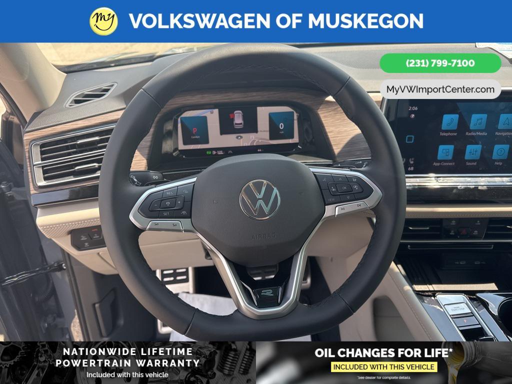 new 2025 Volkswagen Atlas car, priced at $53,091