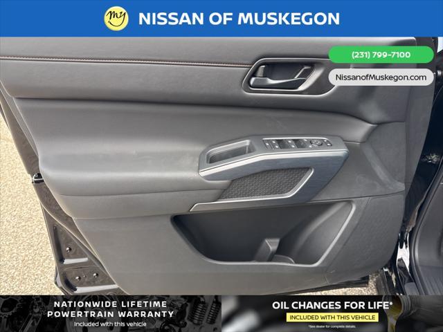 new 2025 Nissan Pathfinder car, priced at $46,505