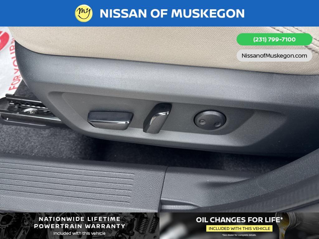 new 2025 Nissan Rogue car, priced at $33,158