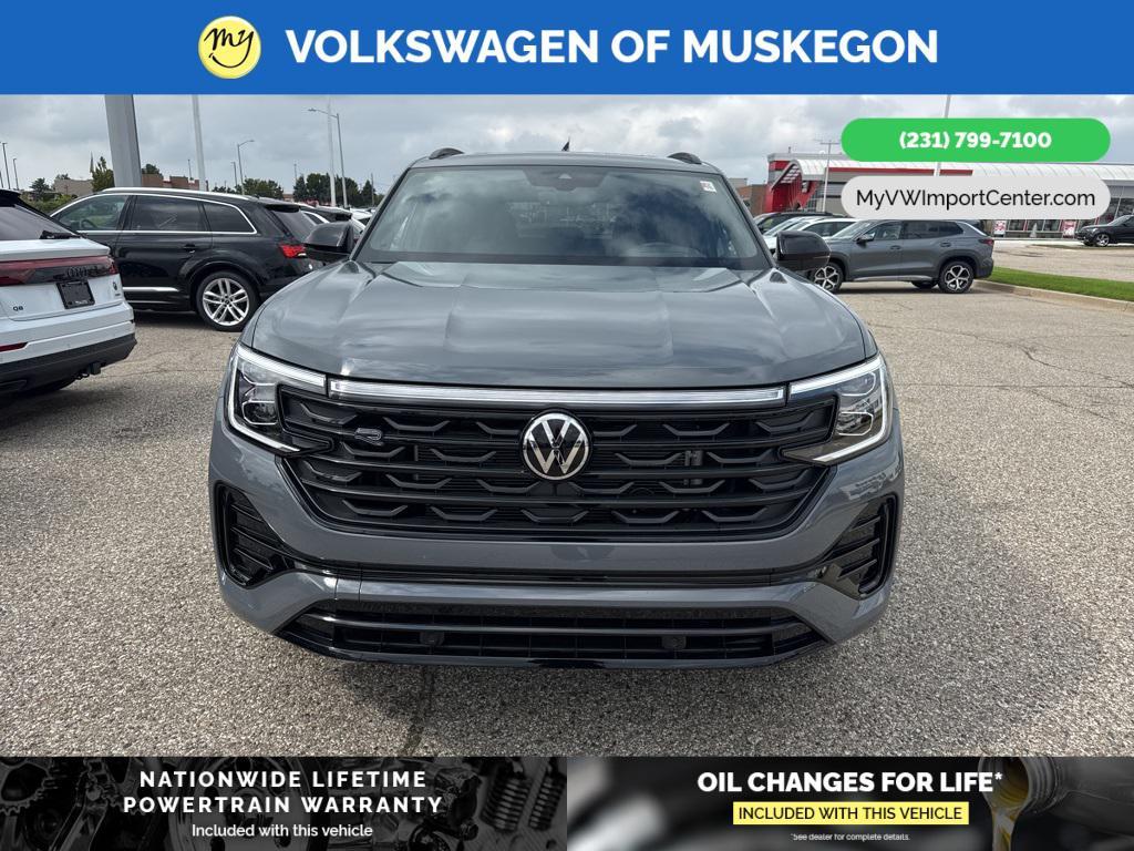 new 2025 Volkswagen Atlas Cross Sport car, priced at $49,916