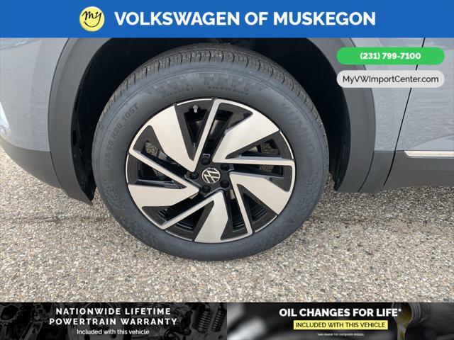 new 2025 Volkswagen Atlas car, priced at $49,086