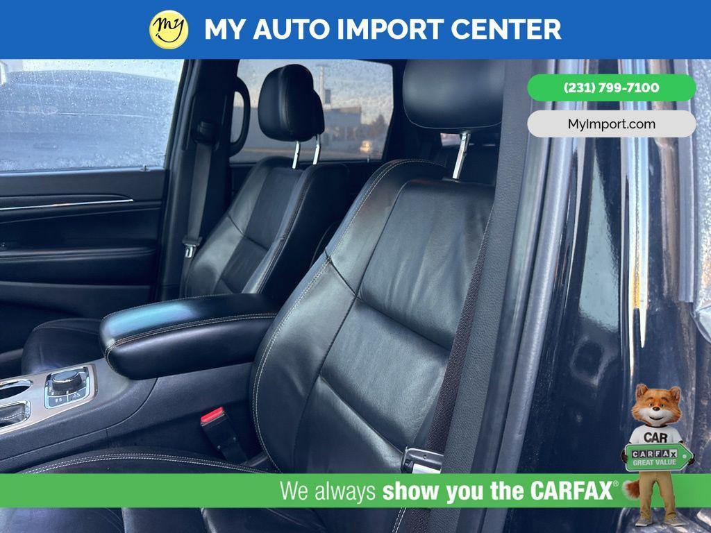 used 2017 Jeep Grand Cherokee car, priced at $15,179