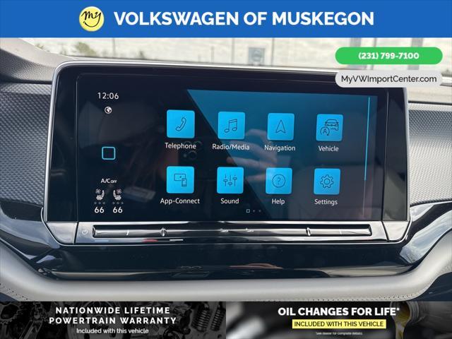 new 2025 Volkswagen Atlas Cross Sport car